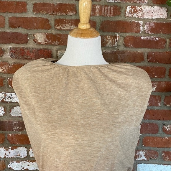 Wayf Padded Shoulder camel Tan Short Sleeve Midi Dress size small - Picture 5 of 11